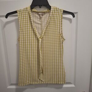Banana Republic XS Yellow Green Geometric Tie Neck V-Neck Sleeveless Blouse